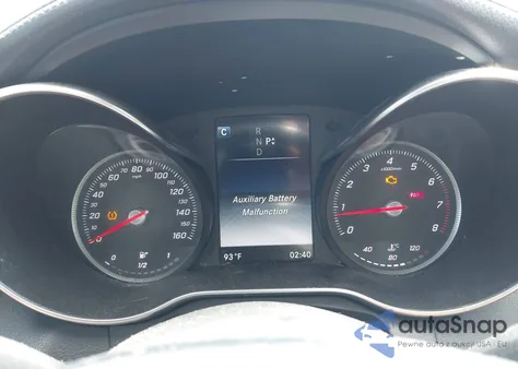 2016 Mercedes-Benz C 300 Luxury/Sport из США, поврежденный, VIN 55SWF4JB1GU168112